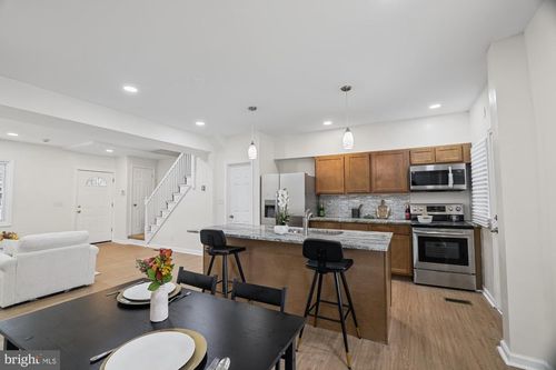 3823 Cottage Ave, BALTIMORE, MD, 21215-7642 | Card Image