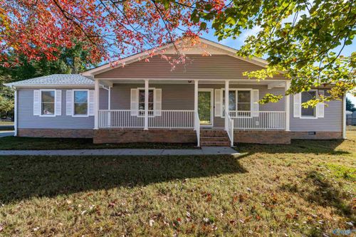 208 Backwood Trl, Hazel Green, AL, 35750-9134 | Card Image
