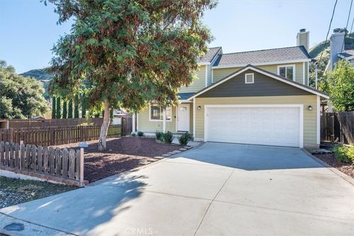 30352 San Martinez Rd, Castaic, CA, 91384-2468 | Card Image