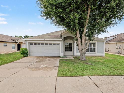 7947 Merchantville Cir, ZEPHYRHILLS, FL, 33540-2074 | Card Image
