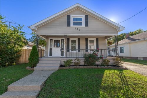 212 8th St, Franklin, OH, 45005-2715 | Card Image