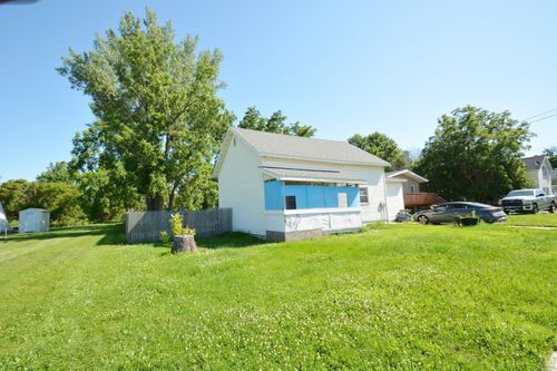 506 3rd Ave Nw, Dodge Center, MN, 55927-9166 | Card Image