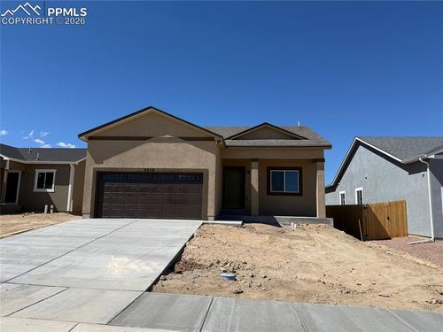 5217 Gannet Ln, Pueblo, CO, 81008-9720 | Card Image
