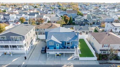 26 Kirkwood St, Long Beach, NY, 11561-2611 | Card Image