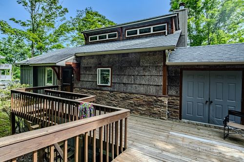 102 Red Oak Road, Beech Mountain, NC, 28604 | Card Image