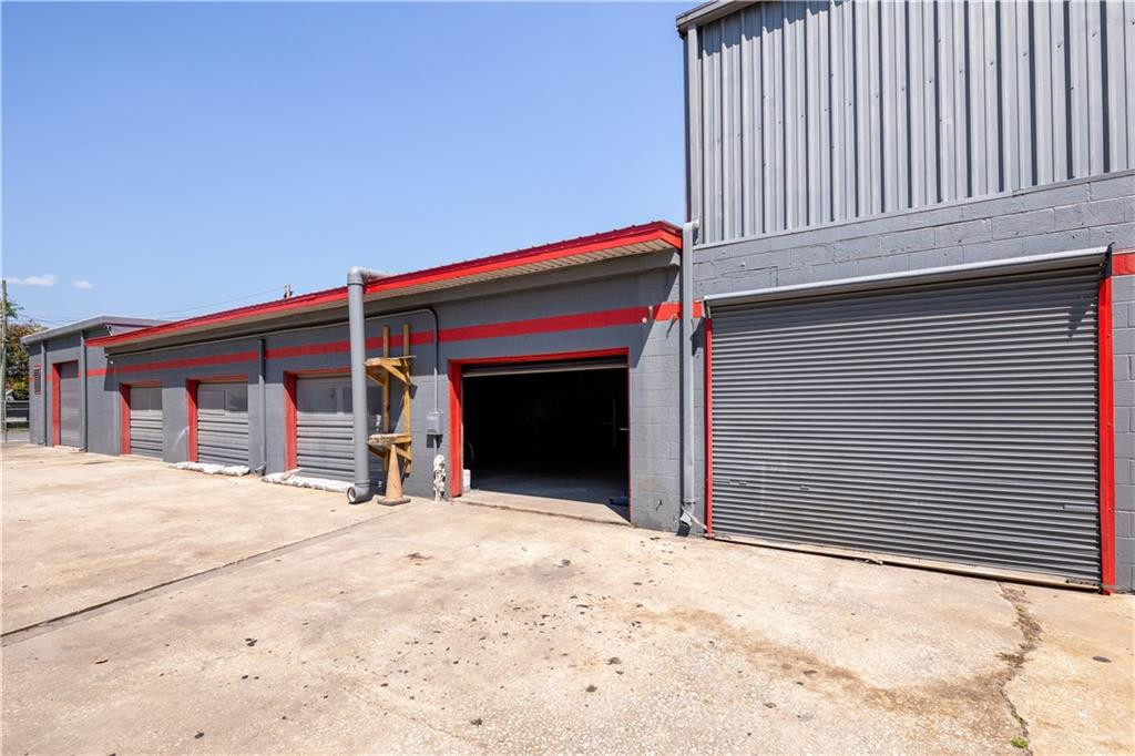 Commercial Sale in Waycross 2