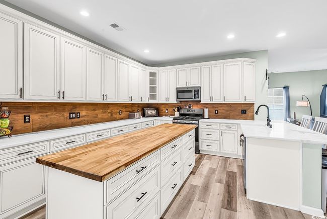 209 Haley Brooke Dr, House other with 5 bedrooms, 3 bathrooms and 4 parking in Conway SC | Image 7