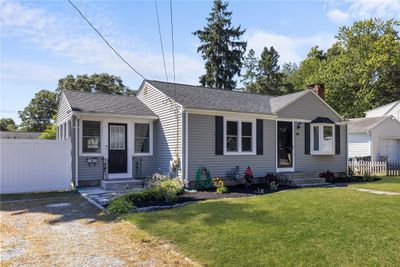 44 Long Street, House other with 2 bedrooms, 1 bathrooms and 4 parking in Warwick RI | Image 3