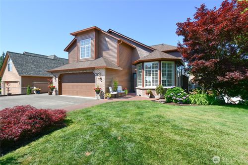 1512 Tara St, Kelso, WA, 98626-5251 | Card Image