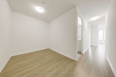 2917 - 50 Dunfield Ave, Condo with 1 bedrooms, 2 bathrooms and 1 parking in Toronto ON | Image 3