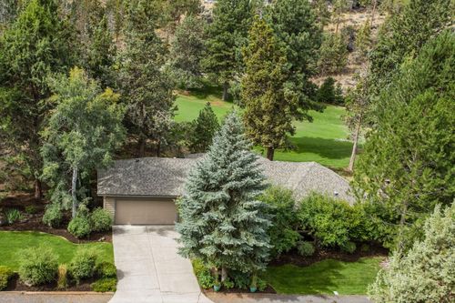 3175 Nw Clubhouse Dr, Bend, OR, 97703-7544 | Card Image