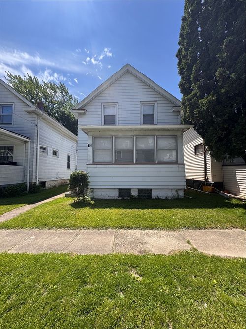 13 Willow Street, Rochester, NY, 14606 | Card Image
