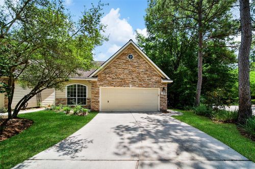 2 Wintergreen Trl, The Woodlands, TX, 77382-4801 | Card Image