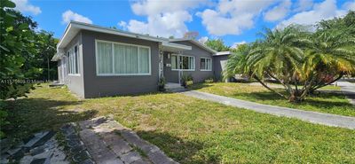 80 Ne 133rd St, House other with 2 bedrooms, 2 bathrooms and null parking in North Miami FL | Image 1