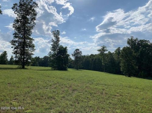 321 Whistle Hill Rd, Cameron, NC, 28326-9427 | Card Image