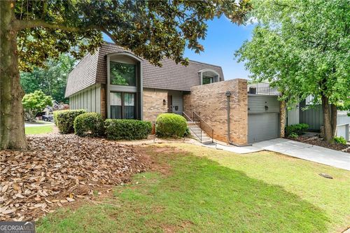 235 Leeward Ln, Roswell, GA, 30076-3211 | Card Image