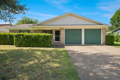511 Cambridge Dr, Richardson, TX, 75080-3322 | Card Image