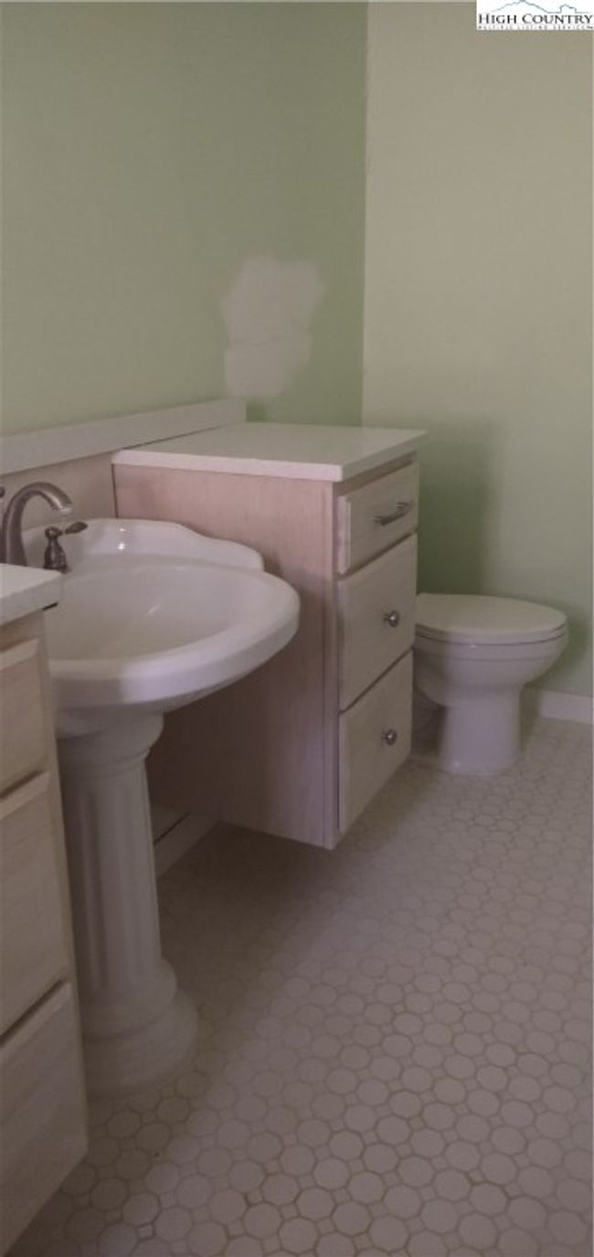 Master Bath | Image 15