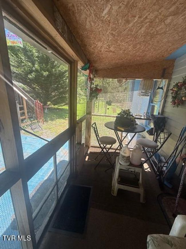 123 Mcmahan Gibbs Rd, House other with 2 bedrooms, 2 bathrooms and null parking in Roan Mountain TN | Image 30