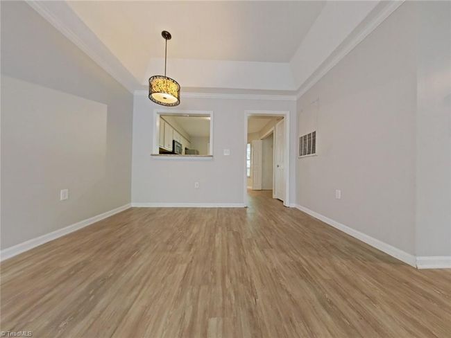 2640 Ingleside Dr, Home with 2 bedrooms, 2 bathrooms and null parking in High Point NC | Image 5