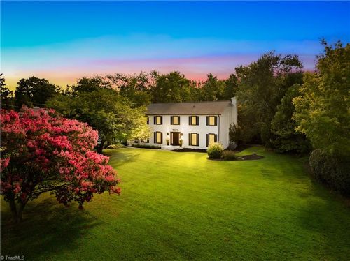 1601 Guilford College Rd, Jamestown, NC, 27282-9383 | Card Image