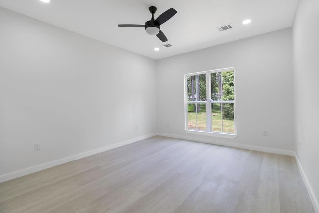 611 Bridgeview Dr, House other with 3 bedrooms, 2 bathrooms and 2 parking in Onalaska TX | Image 28