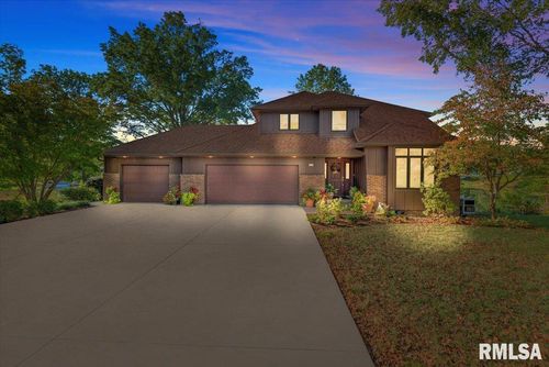 12 Wedgewood Ct, Taylorville, IL, 62568-9063 | Card Image