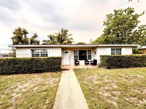 3351 Nw 175th St, Miami Gardens, FL, 33056-3909 | Card Image