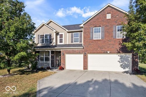 5916 W Falling Waters Dr, Mccordsville, IN, 46055-9281 | Card Image