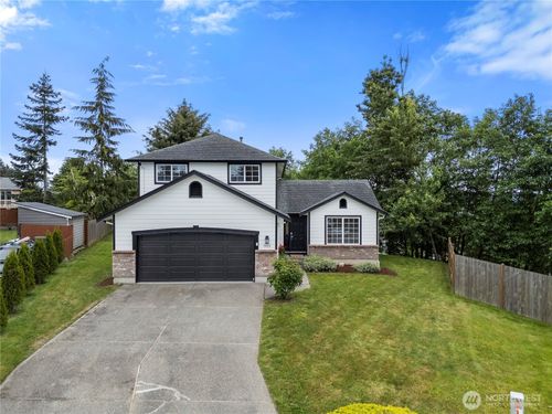 7912 263rd Pl Nw, Stanwood, WA, 98292-6252 | Card Image