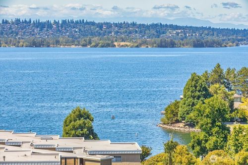 504-108 2nd Ave S, Kirkland, WA, 98033-6586 | Card Image