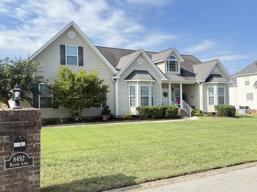 8492 Refuge Ln, Ooltewah, TN, 37363-6294 | Card Image
