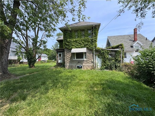 1221 Gordon St, House other with 4 bedrooms, 2 bathrooms and null parking in Toledo OH | Image 4