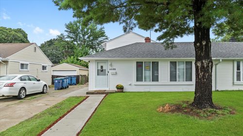 4608 W 90th Pl, Hometown, IL, 60456-1053 | Card Image