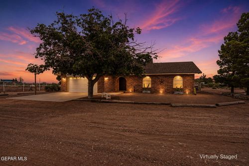 6375 Desert Willow Dr, El Paso, TX, 79938-9378 | Card Image