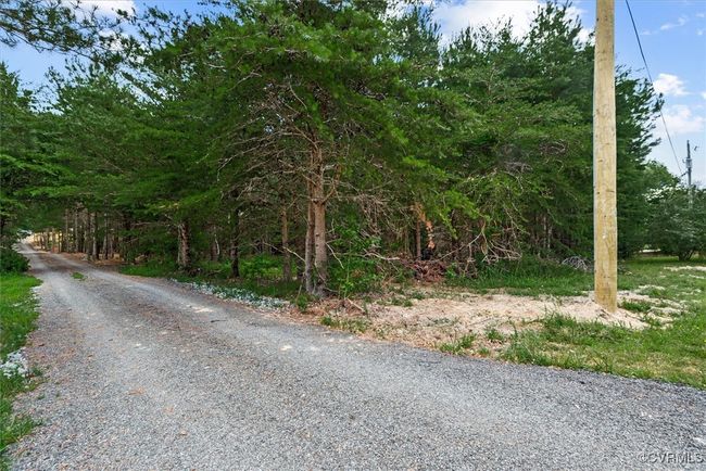 Front entrance of property (new power pole) | Image 32