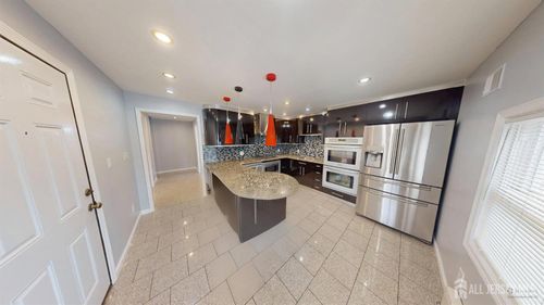 13 Idlewild Ave, Sayreville, NJ, 08872-1516 | Card Image