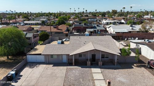 6010 W Coolidge St, Phoenix, AZ, 85033-2110 | Card Image