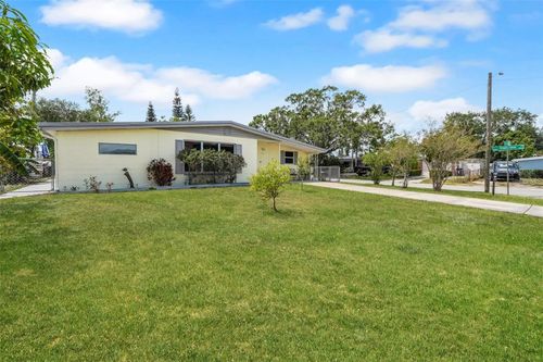 4932 Murray Hill Dr, TAMPA, FL, 33615-4746 | Card Image