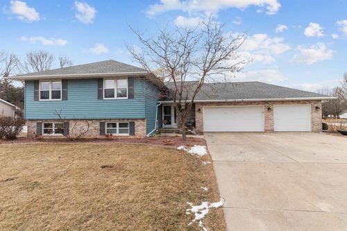 W2821 Crestwood Court, BUCHANAN, WI, 54915 | Card Image