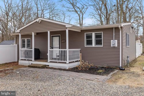 693 Lake Barnegat Dr N, Lanoka Harbor, NJ, 08734-2137 | Card Image