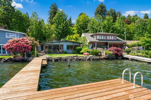 13008 Riviera Pl Ne, Seattle, WA, 98125-4643 | Card Image