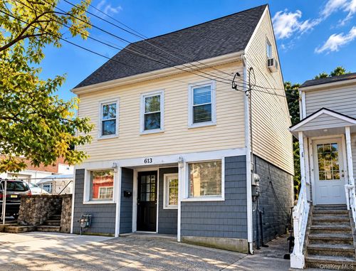 613 South St, Peekskill, NY, 10566-3211 | Card Image
