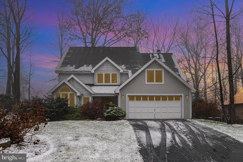 830 Verden Drive, HUMMELSTOWN, PA, 17036 | Card Image