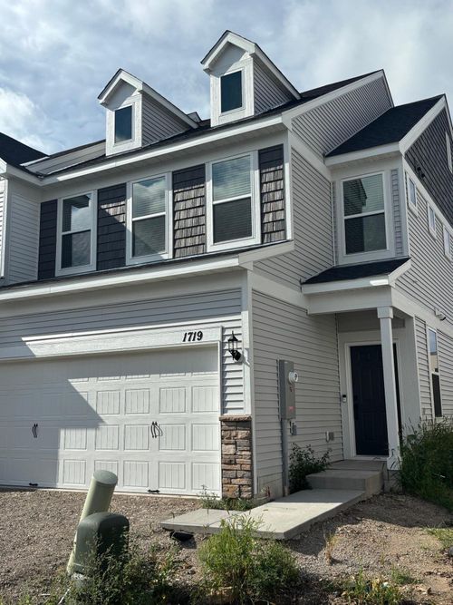 1719 Hauer Trl, Shakopee, MN, 55379-5450 | Card Image