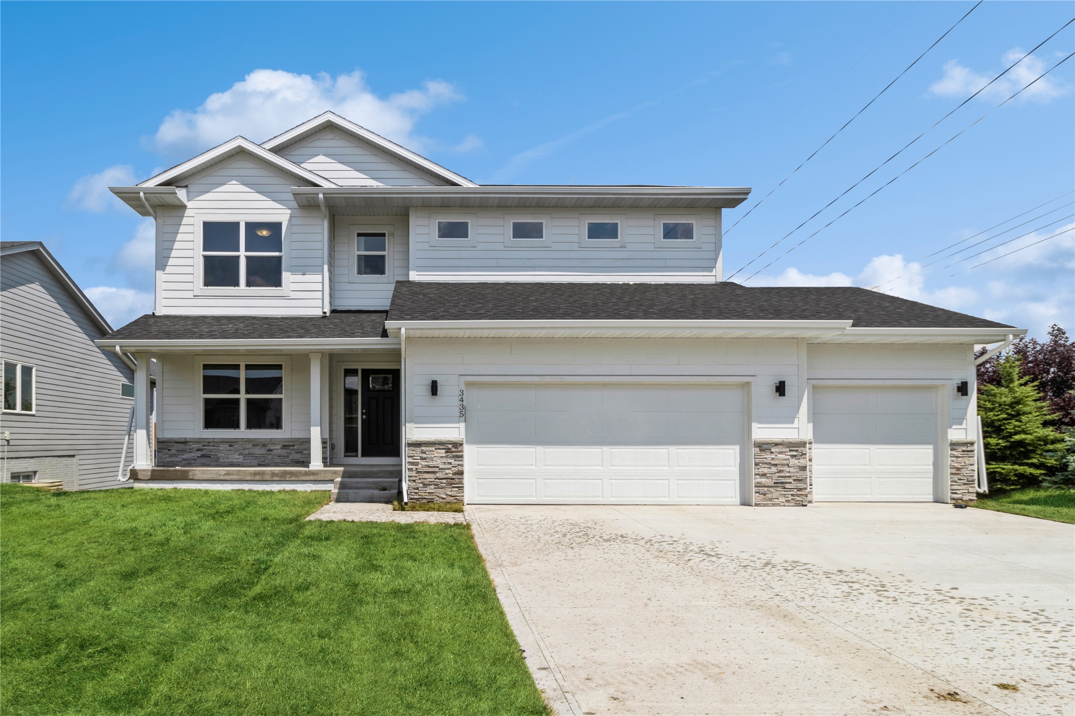 168th St, Clive, IA 50325