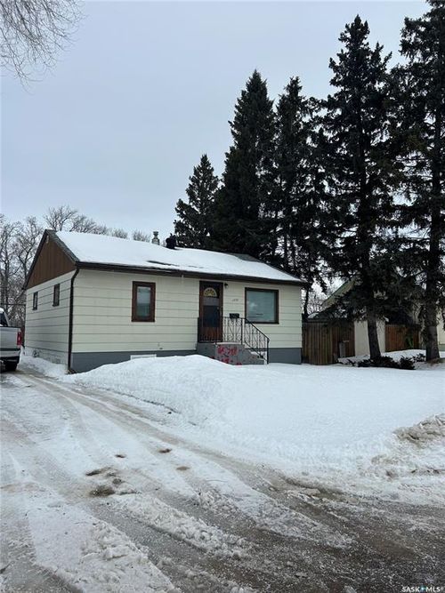 1778 13th St W, Prince Albert, SK, S6V3K1 | Card Image