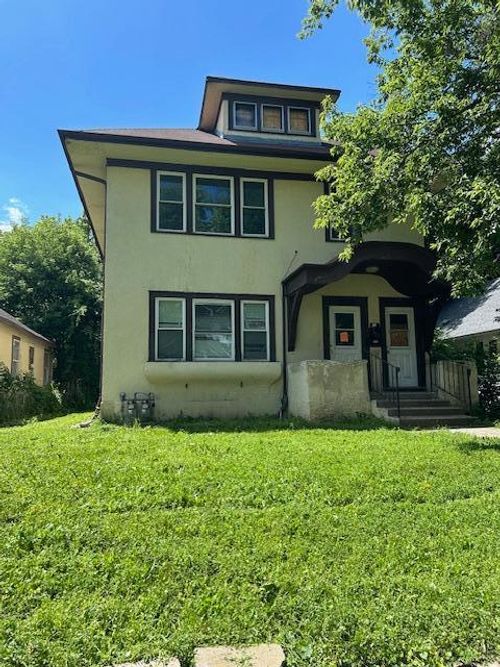 905 Queen Avenue N, Minneapolis, MN, 55411 | Card Image