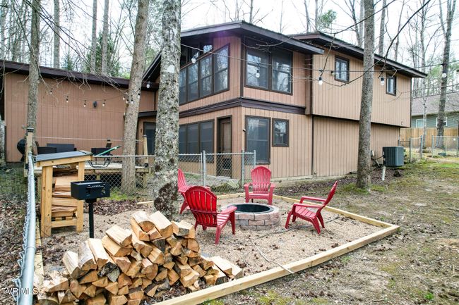 120 Misty Way, House other with 2 bedrooms, 2 bathrooms and null parking in Cosby TN | Image 5