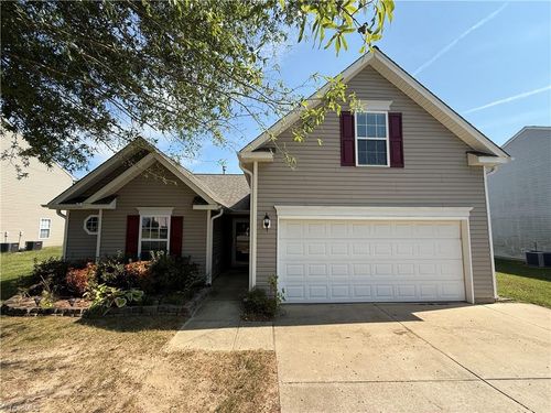 4433 Paula Dr, Winston Salem, NC, 27127-6835 | Card Image